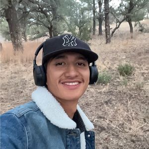 Meet your Posher, Dylan